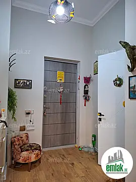 Satılır 2 otaqlı köhnə tikili 55 m²