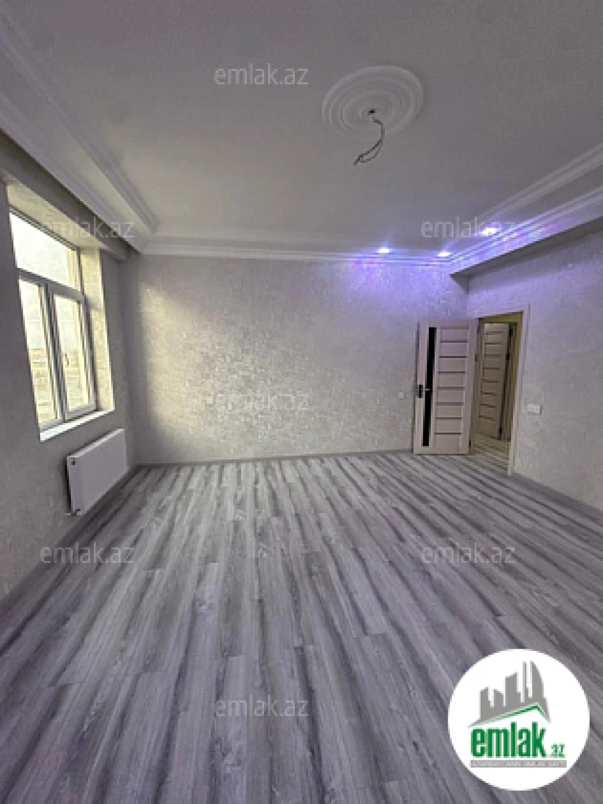 Satılır 3 otaqlı yeni tikili 97 m²