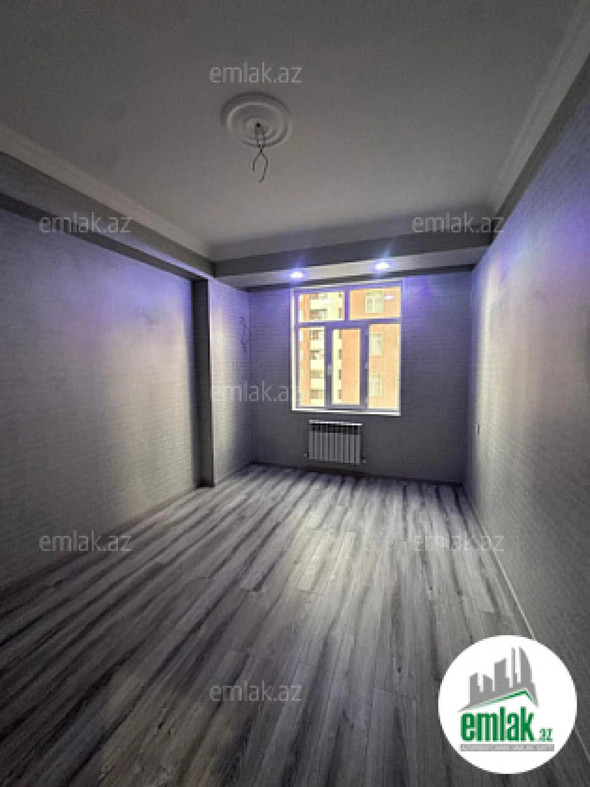 Satılır 3 otaqlı yeni tikili 97 m²