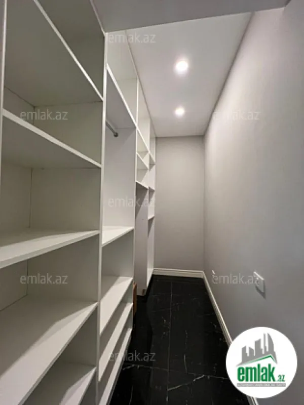 Satılır 4 otaqlı yeni tikili 258 m²