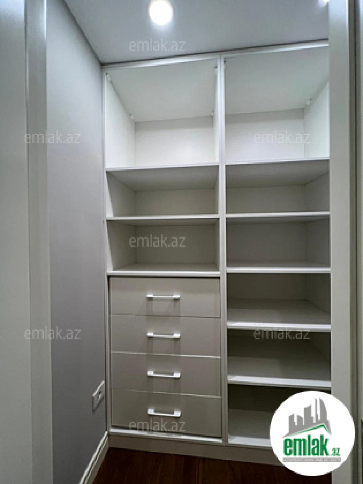 Satılır 4 otaqlı yeni tikili 258 m²