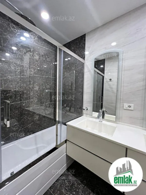 Satılır 4 otaqlı yeni tikili 258 m²