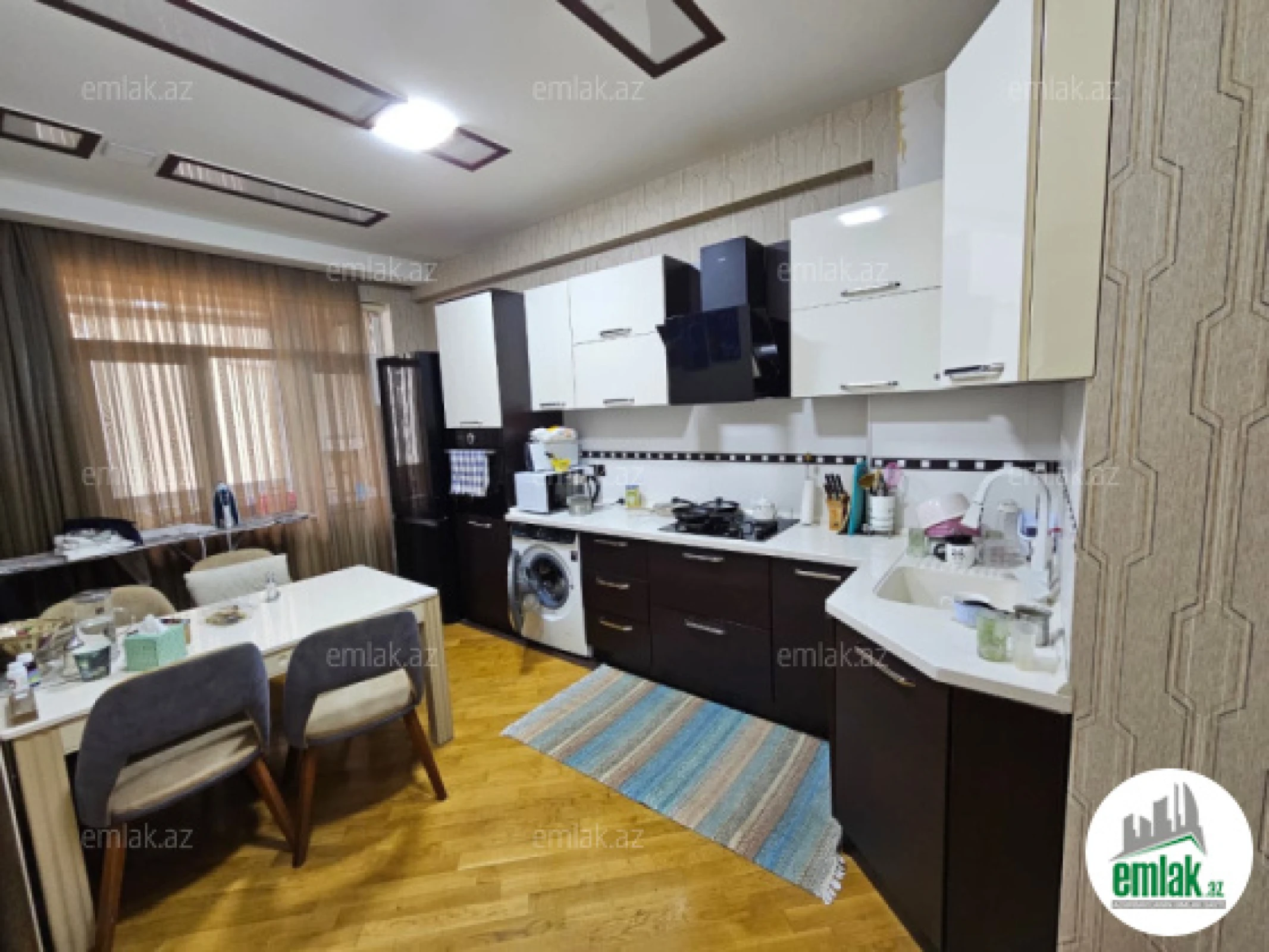 Satılır 3 otaqlı yeni tikili 85 m²