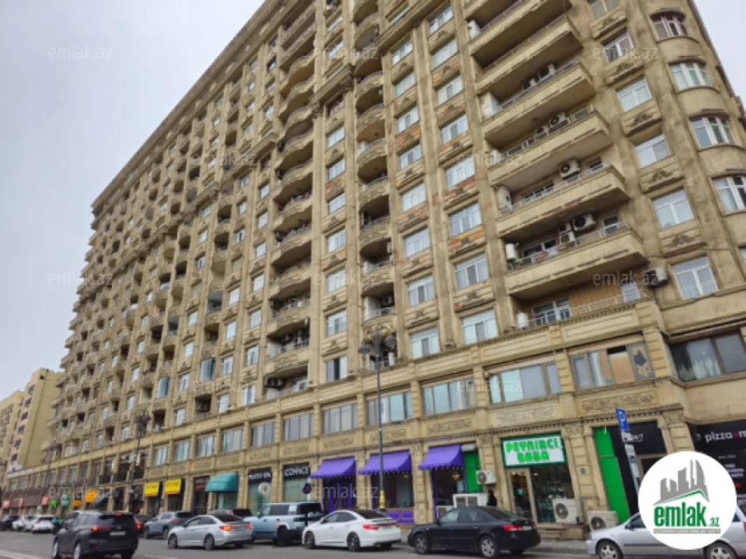 Satılır 3 otaqlı yeni tikili 85 m²