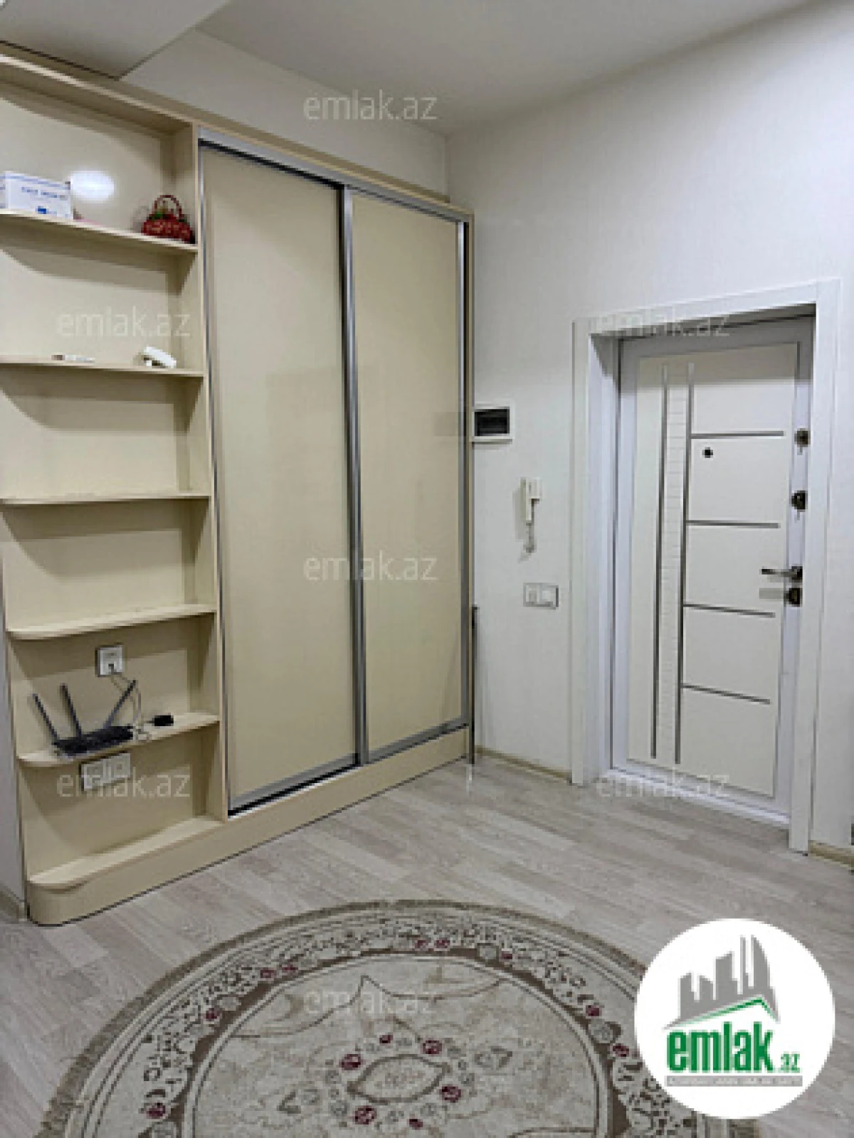 Satılır 3 otaqlı yeni tikili 130 m²