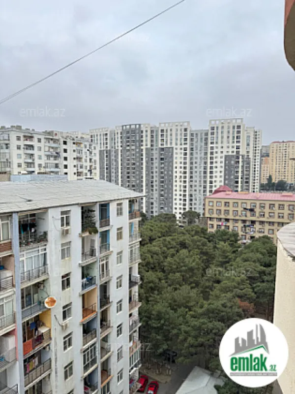 Satılır 3 otaqlı yeni tikili 130 m²