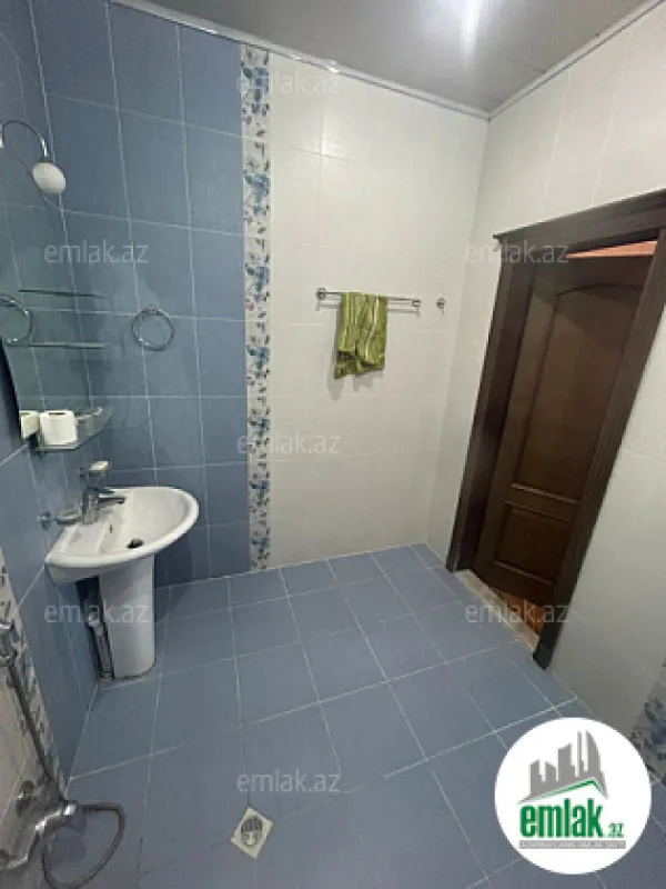 Satılır 3 otaqlı yeni tikili 156 m²