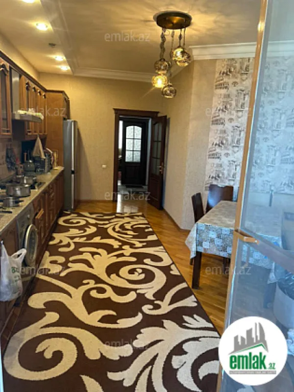 Satılır 3 otaqlı yeni tikili 156 m²