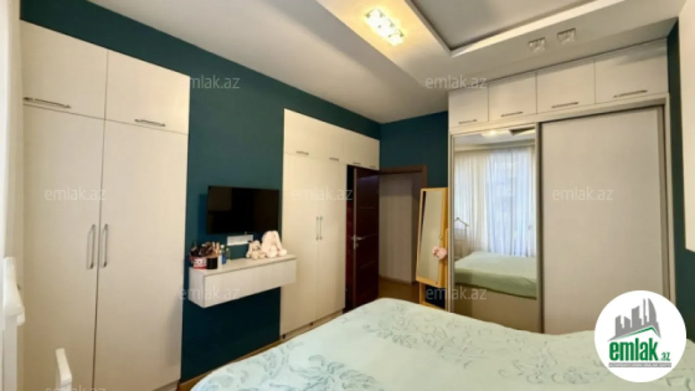 Satılır 3 otaqlı yeni tikili 105 m²