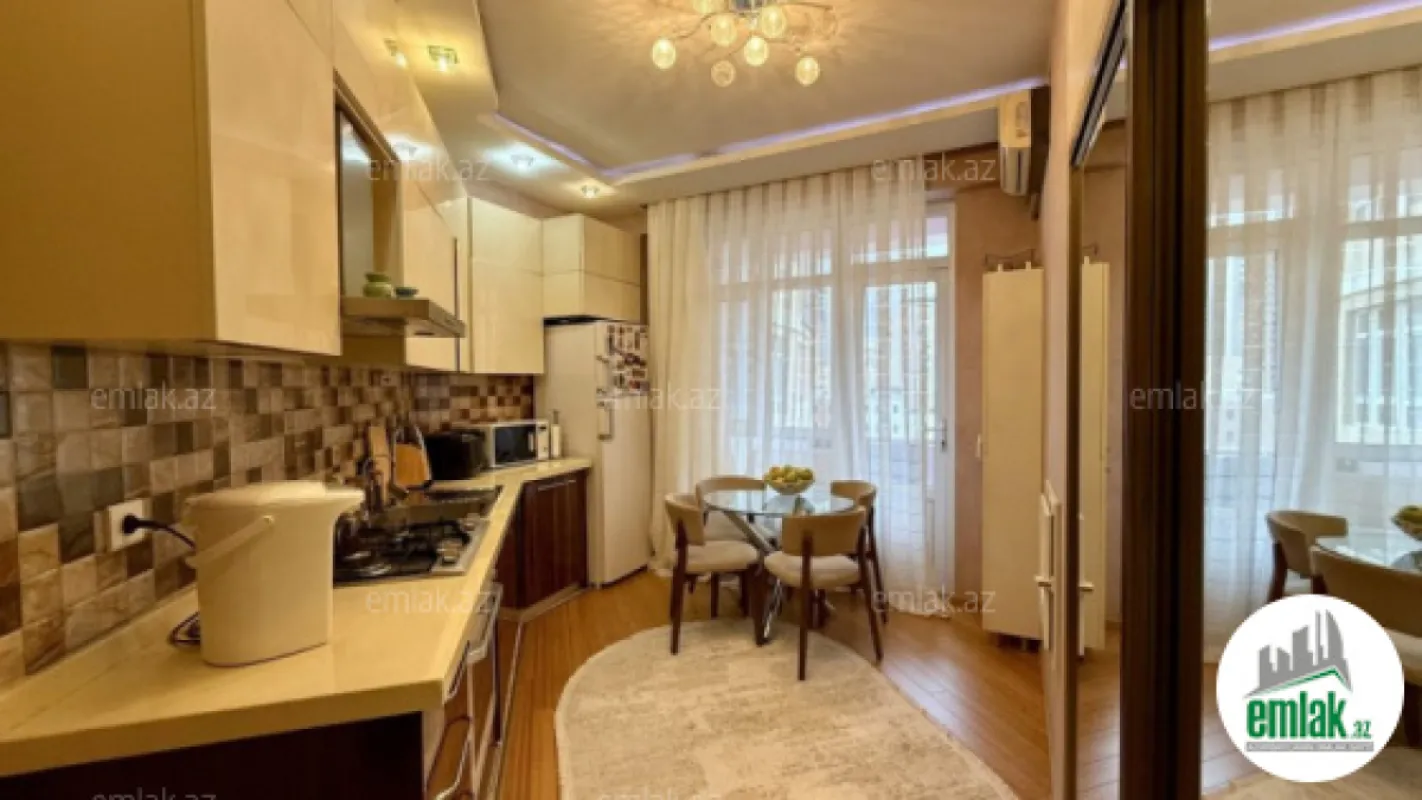 Satılır 3 otaqlı yeni tikili 105 m²
