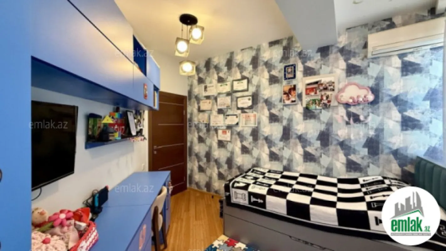 Satılır 3 otaqlı yeni tikili 105 m²