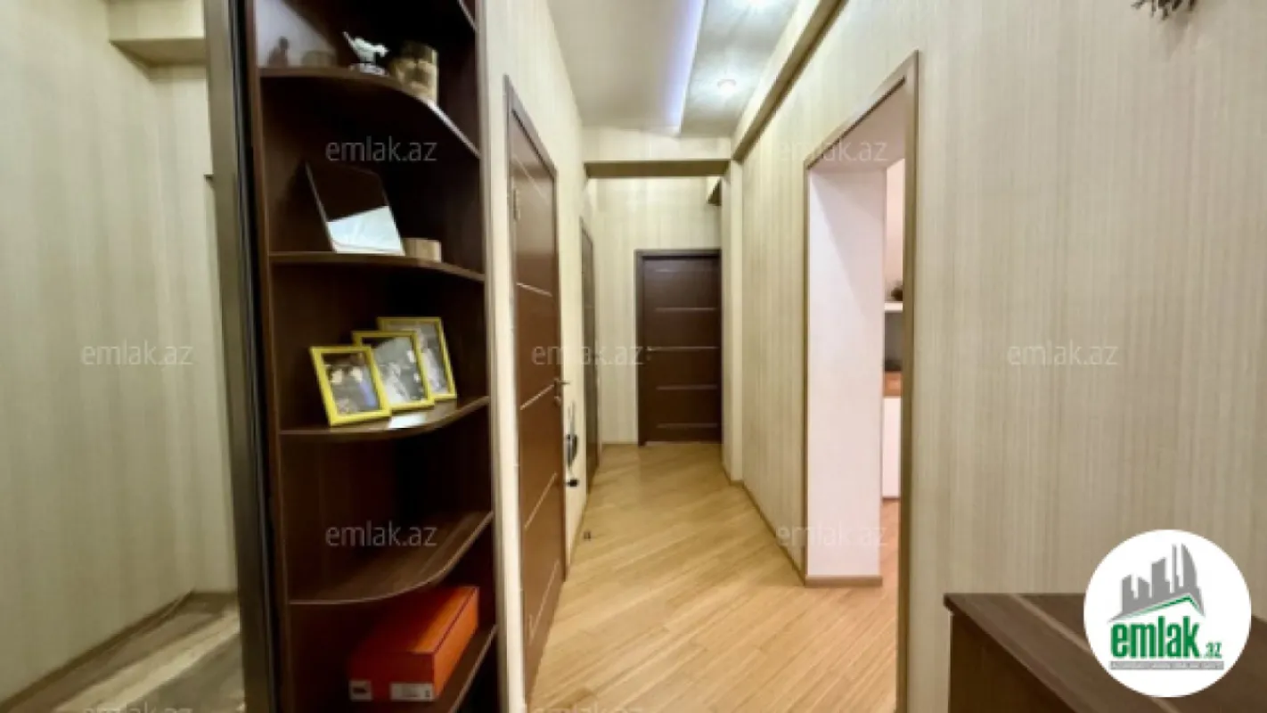 Satılır 3 otaqlı yeni tikili 105 m²