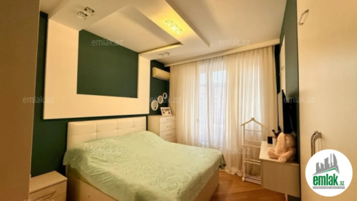 Satılır 3 otaqlı yeni tikili 105 m²