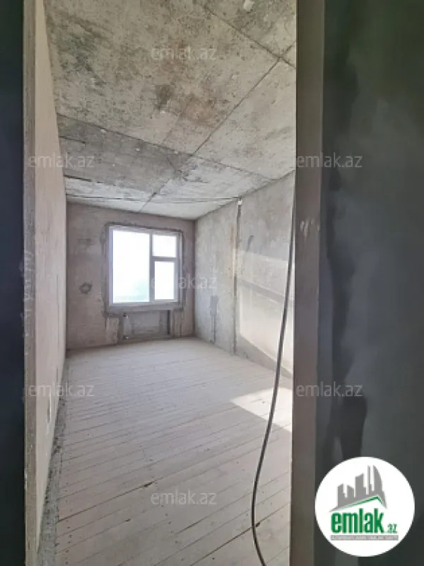 Satılır 4 otaqlı yeni tikili 182 m²
