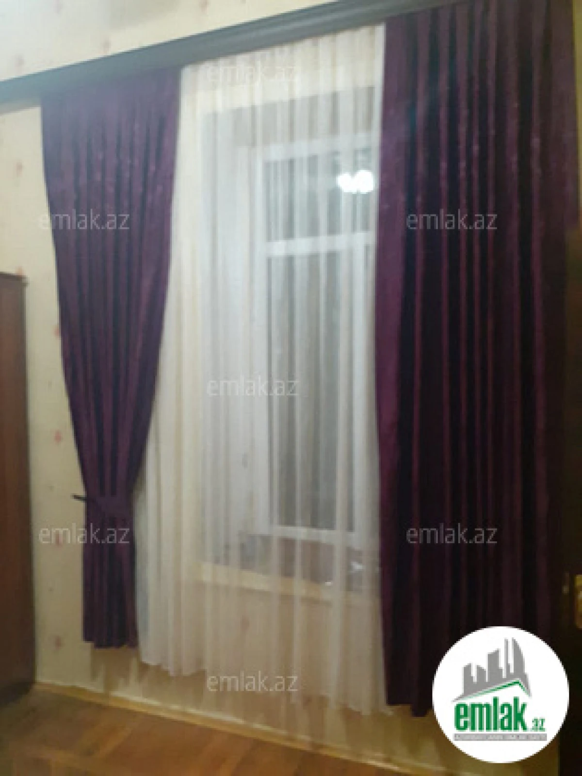 Satılır 2 otaqlı köhnə tikili 55 m²