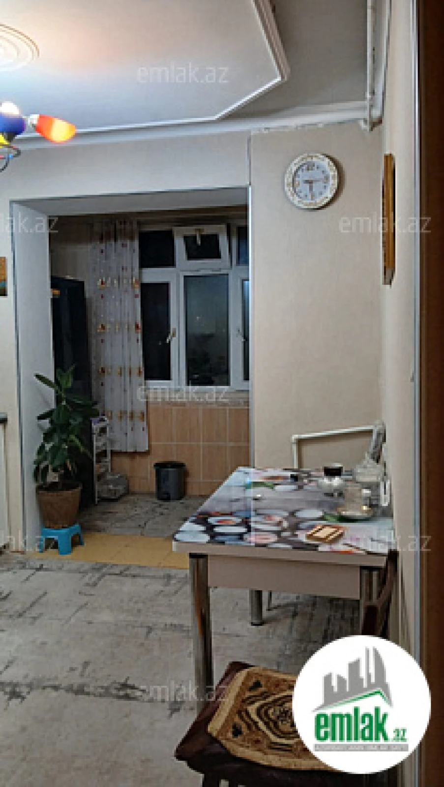 Satılır 3 otaqlı köhnə tikili 85 m²