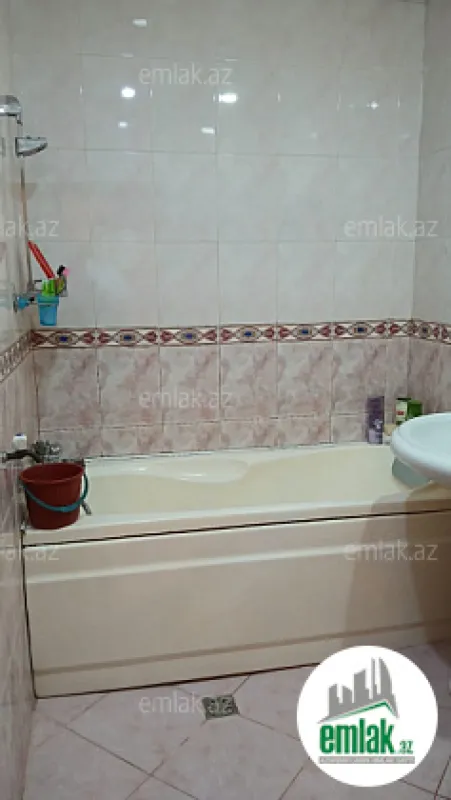 Satılır 3 otaqlı köhnə tikili 85 m²