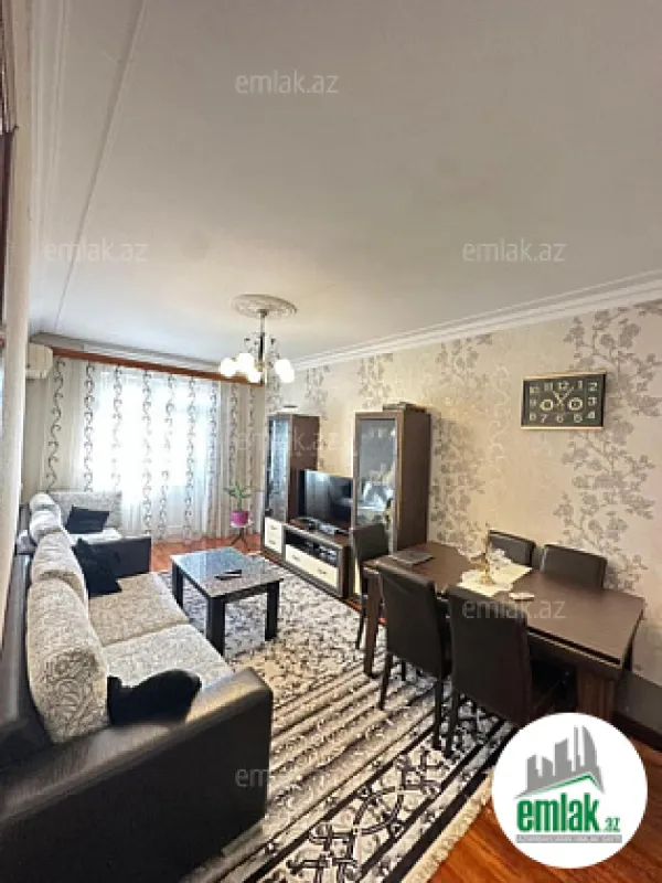 Satılır 3 otaqlı köhnə tikili 90 m²