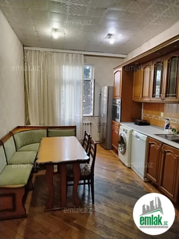Satılır 4 otaqlı yeni tikili 145 m²