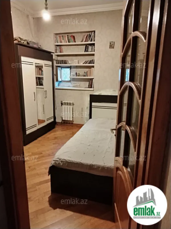 Satılır 4 otaqlı yeni tikili 145 m²