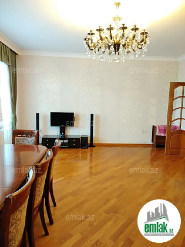 Satılır 4 otaqlı yeni tikili 145 m²