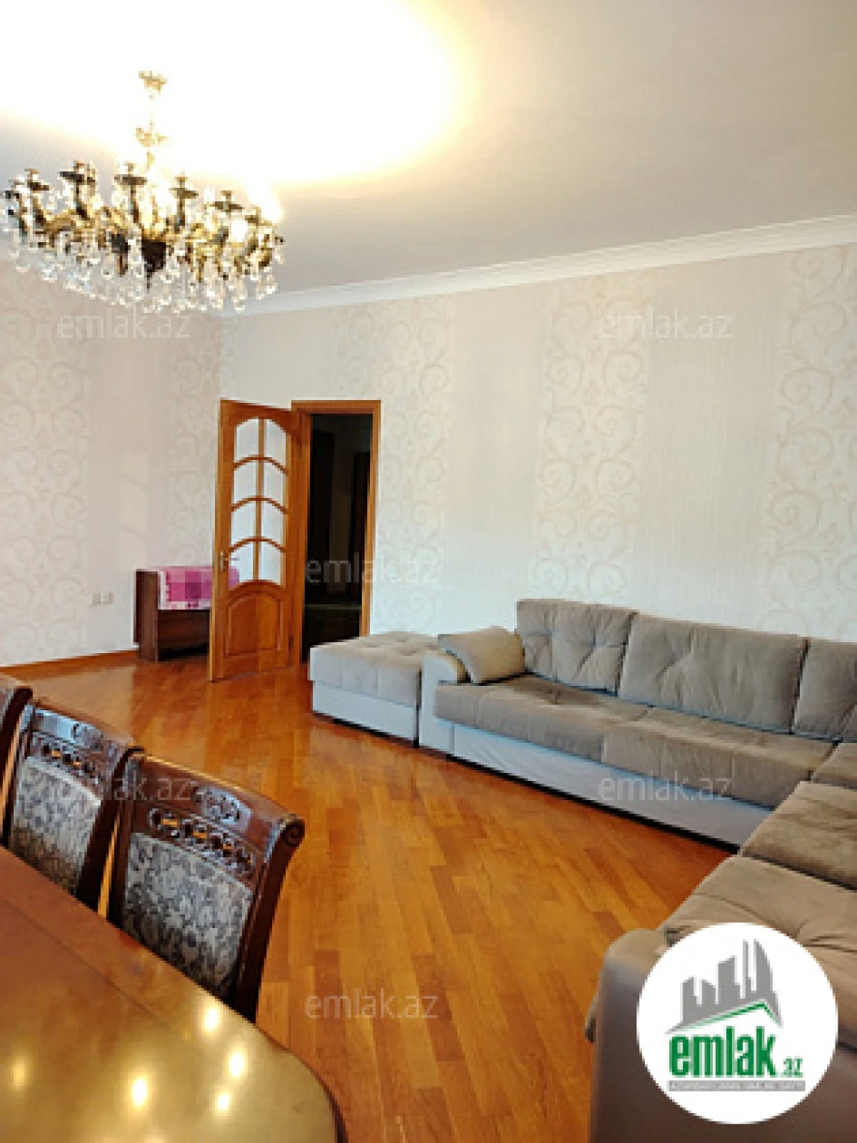 Satılır 4 otaqlı yeni tikili 145 m²