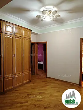 Satılır 4 otaqlı yeni tikili 145 m²