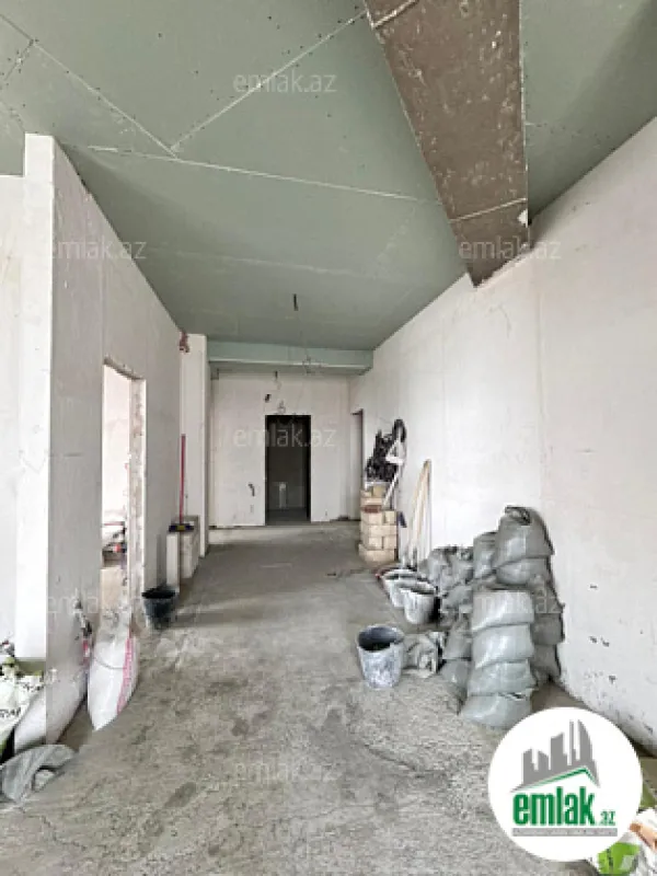 Satılır 3 otaqlı yeni tikili 100 m²