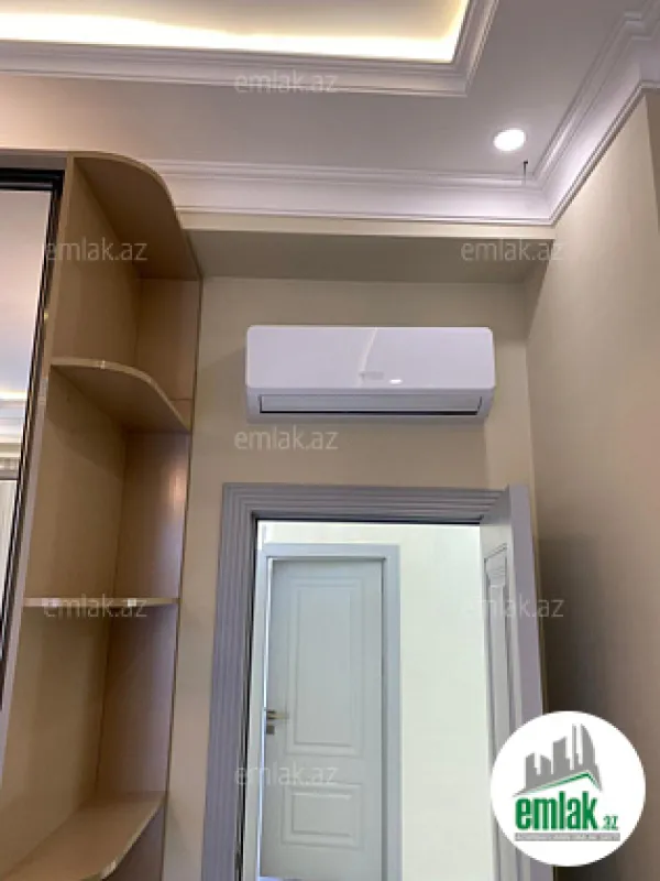 Satılır 4 otaqlı yeni tikili 130 m²