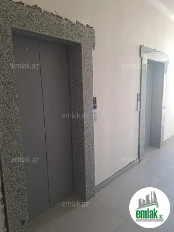 Satılır 3 otaqlı yeni tikili 120 m²
