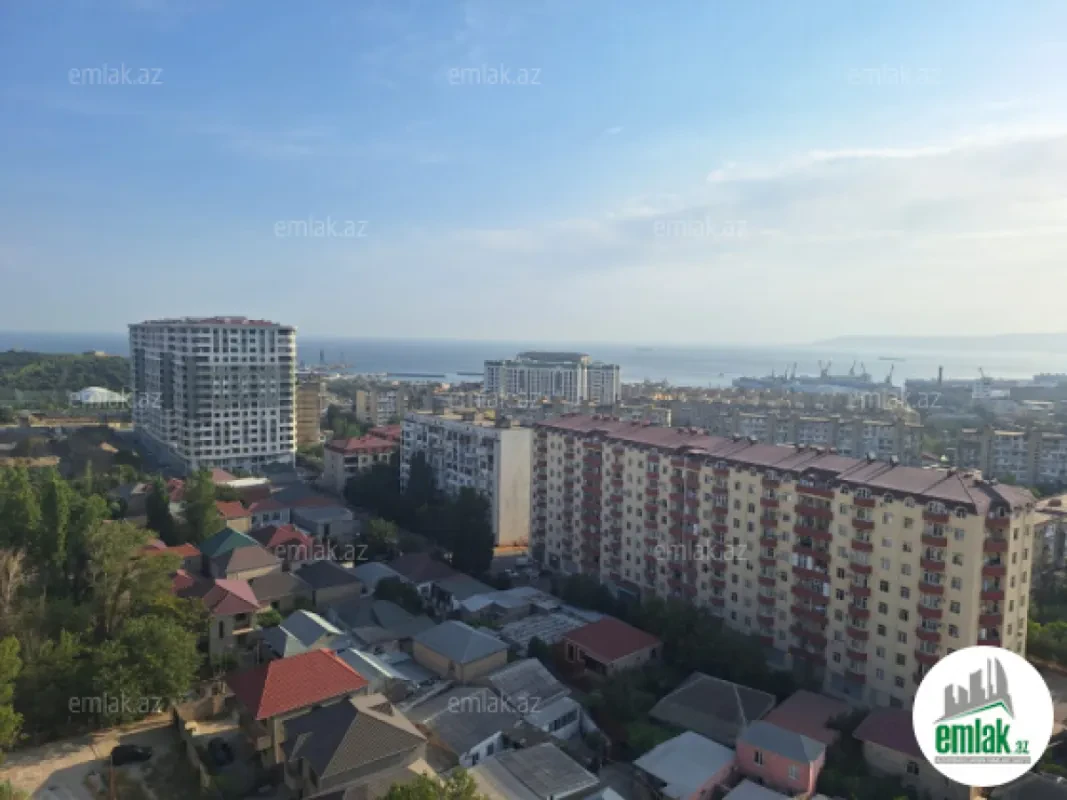 Satılır 3 otaqlı yeni tikili 120 m²