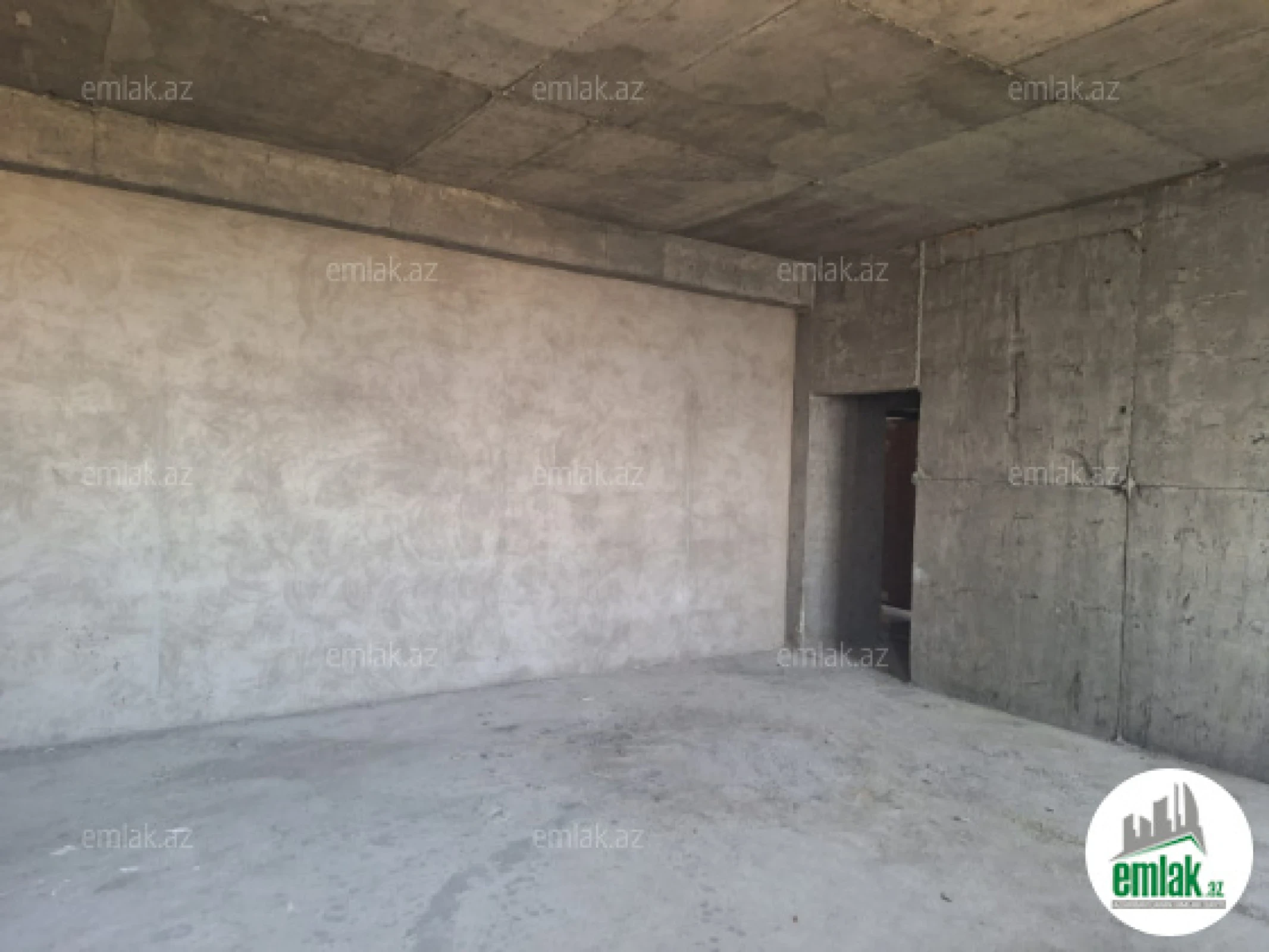 Satılır 3 otaqlı yeni tikili 120 m²
