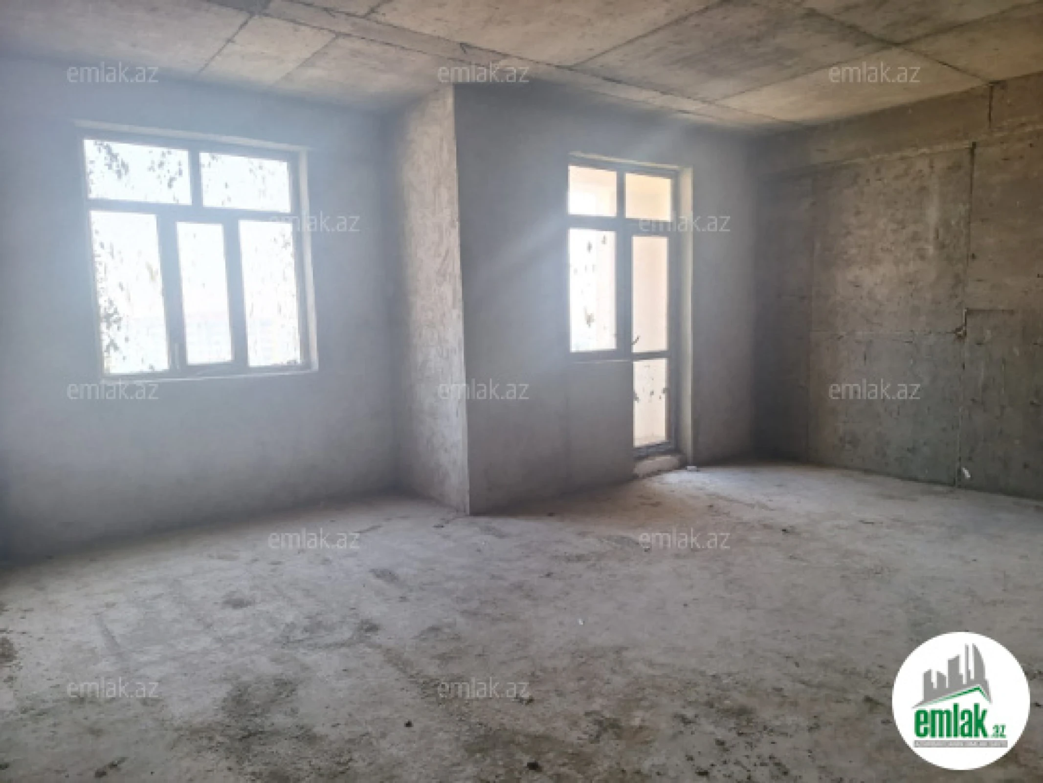 Satılır 3 otaqlı yeni tikili 120 m²