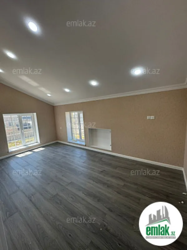 Satılır 4 otaqlı həyət evi 150 m²