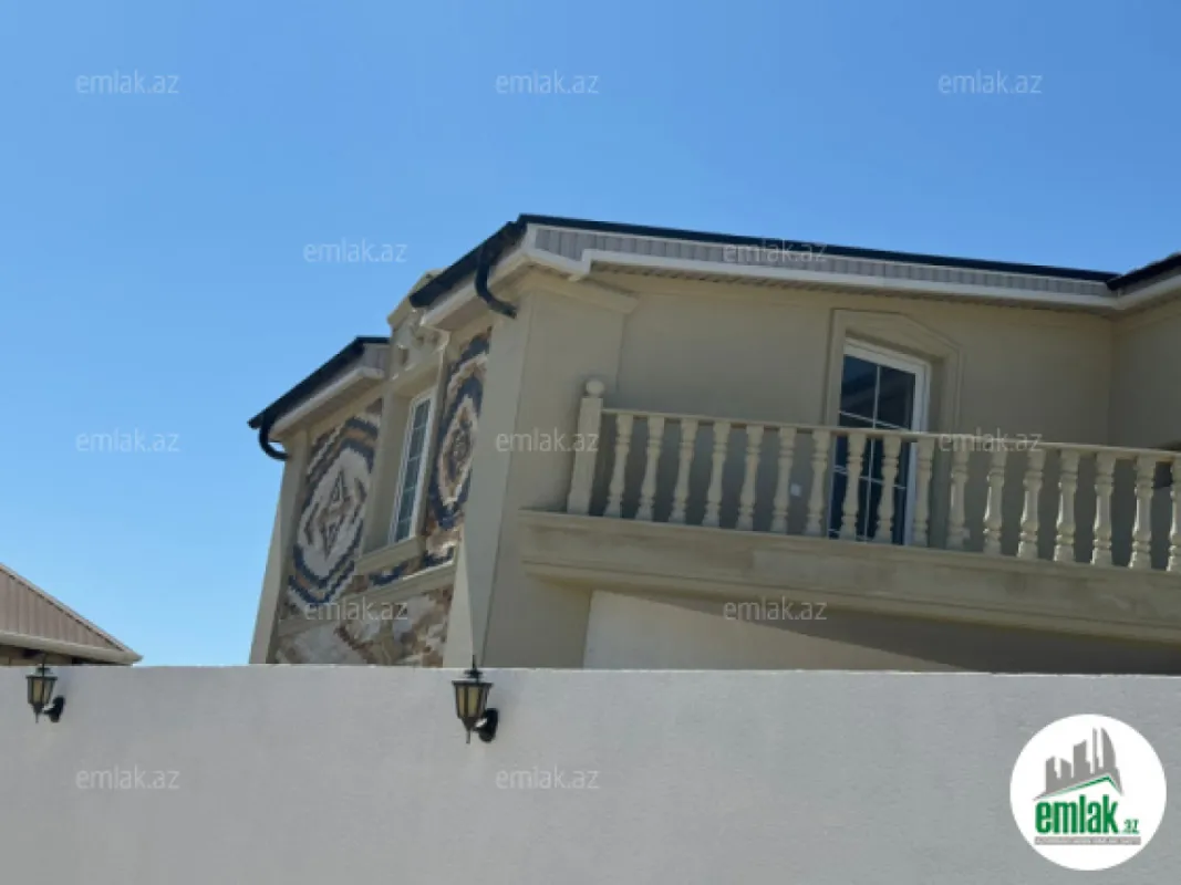 Satılır 4 otaqlı həyət evi 150 m²