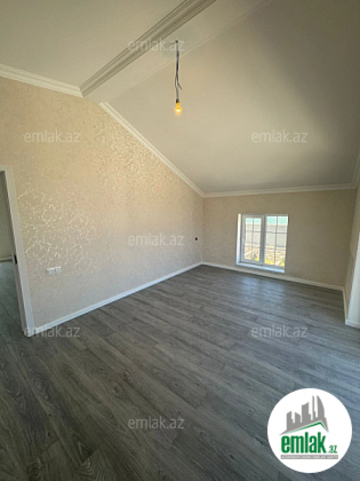 Satılır 4 otaqlı həyət evi 150 m²