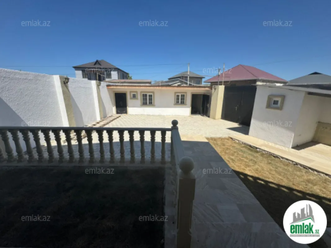 Satılır 4 otaqlı həyət evi 150 m²