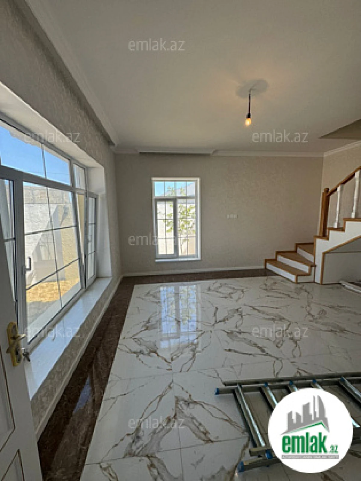 Satılır 4 otaqlı həyət evi 150 m²