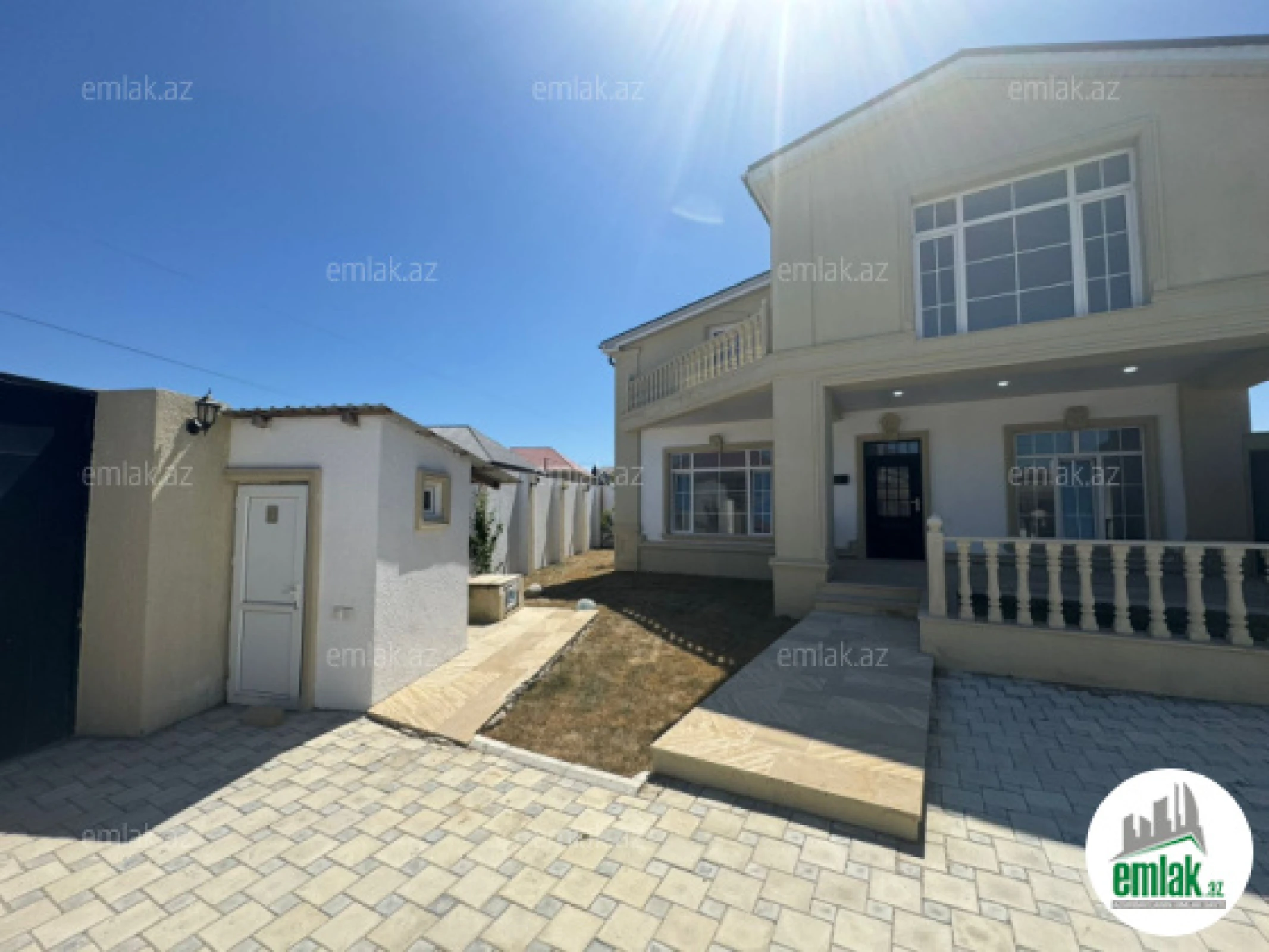 Satılır 4 otaqlı həyət evi 150 m²