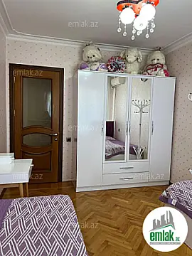 Satılır 5 otaqlı köhnə tikili 115 m²