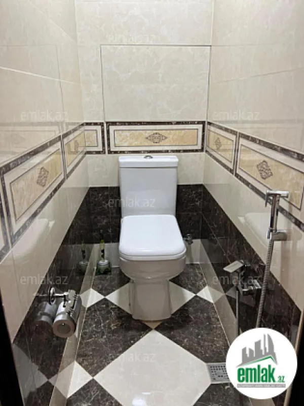 Satılır 5 otaqlı köhnə tikili 115 m²