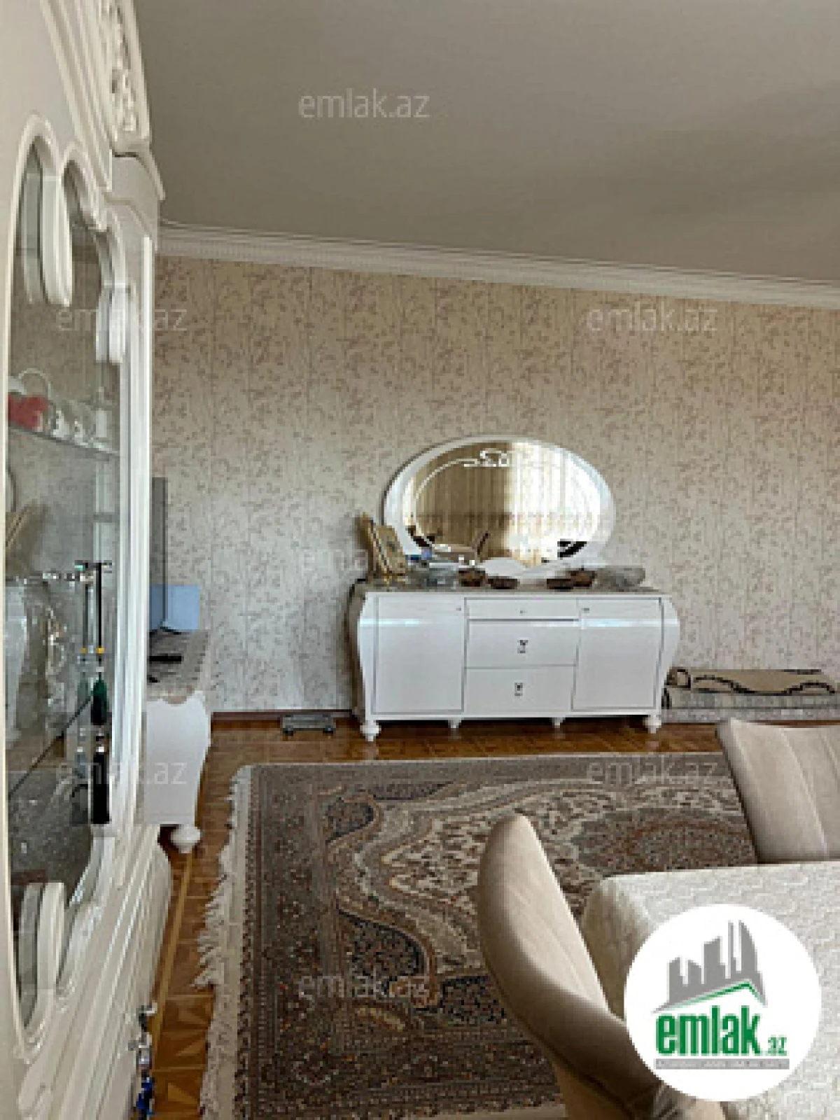 Satılır 5 otaqlı köhnə tikili 115 m²