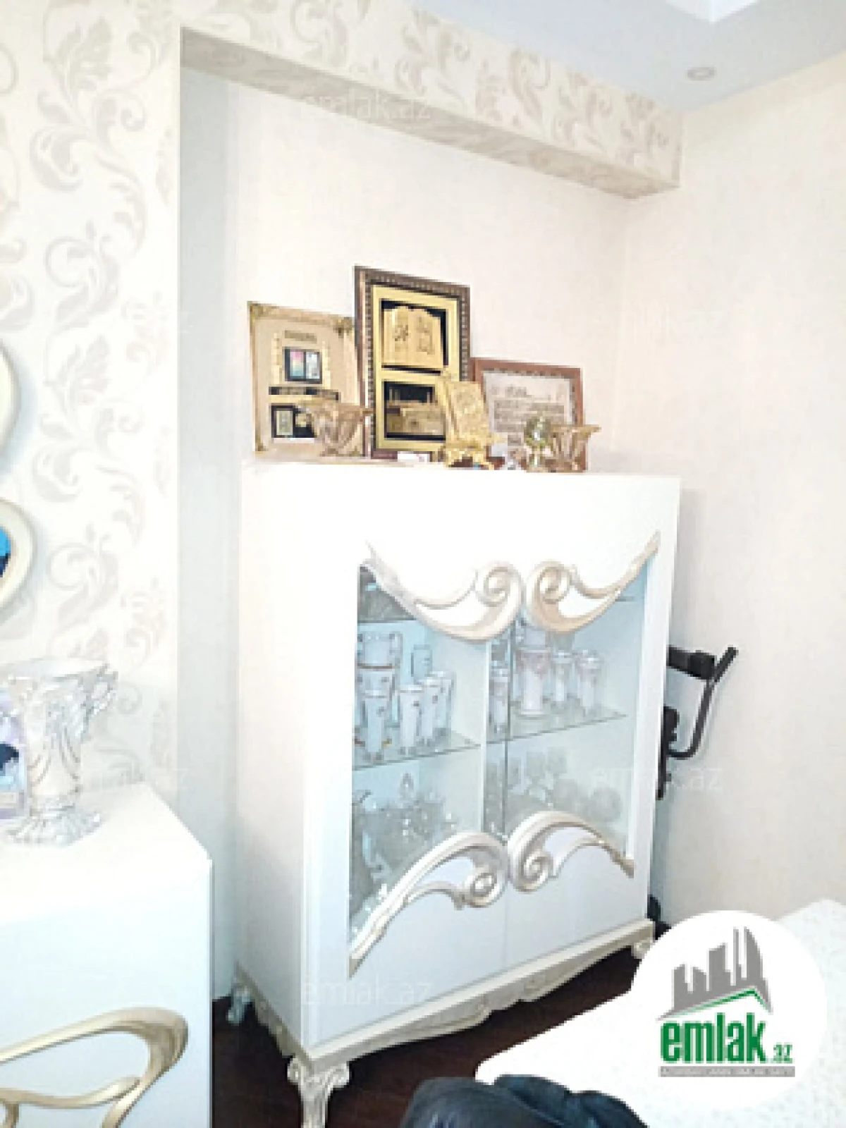 Satılır 3 otaqlı yeni tikili 105 m²