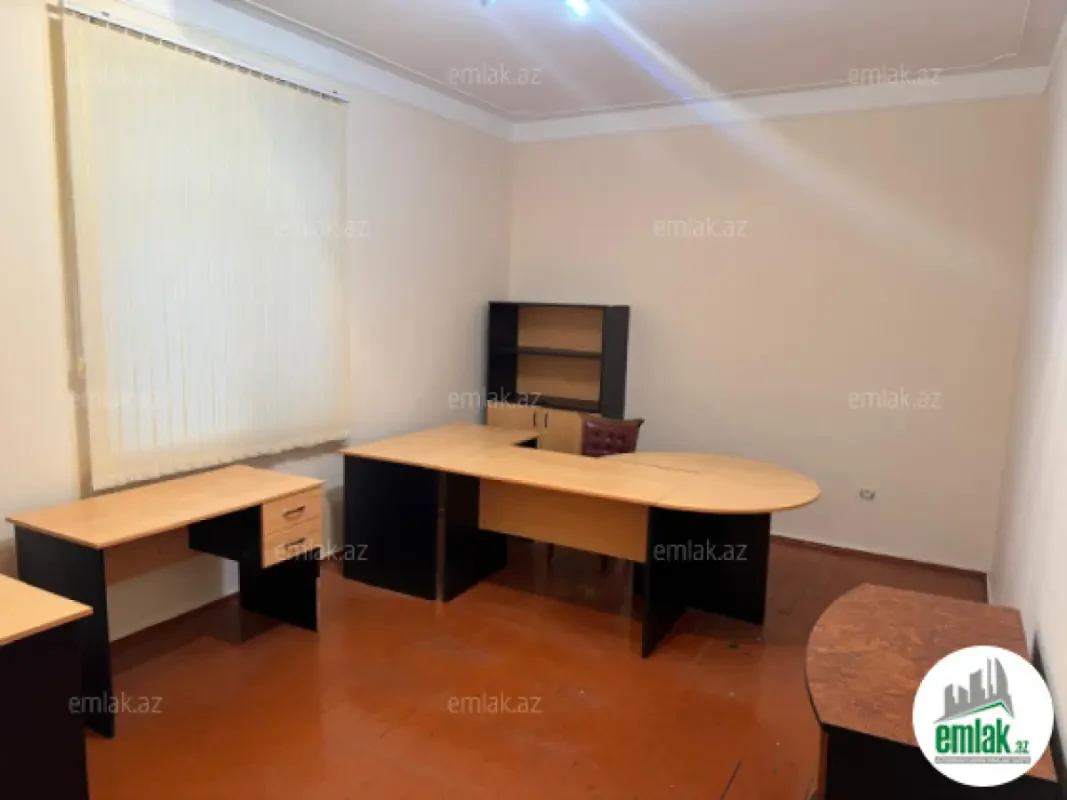 Satılır 4 otaqlı həyət evi 176.1 m²