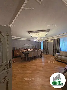Satılır 4 otaqlı köhnə tikili 90 m²