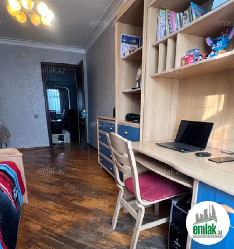 Satılır 3 otaqlı köhnə tikili 86 m²