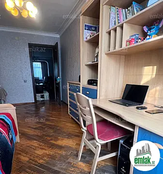 Satılır 3 otaqlı köhnə tikili 86 m²
