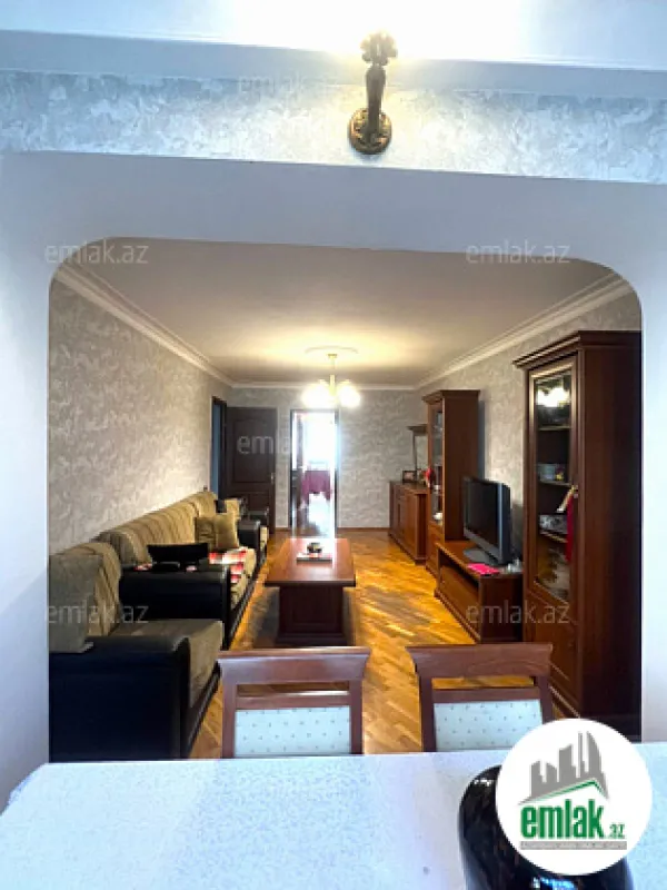 Satılır 3 otaqlı köhnə tikili 86 m²