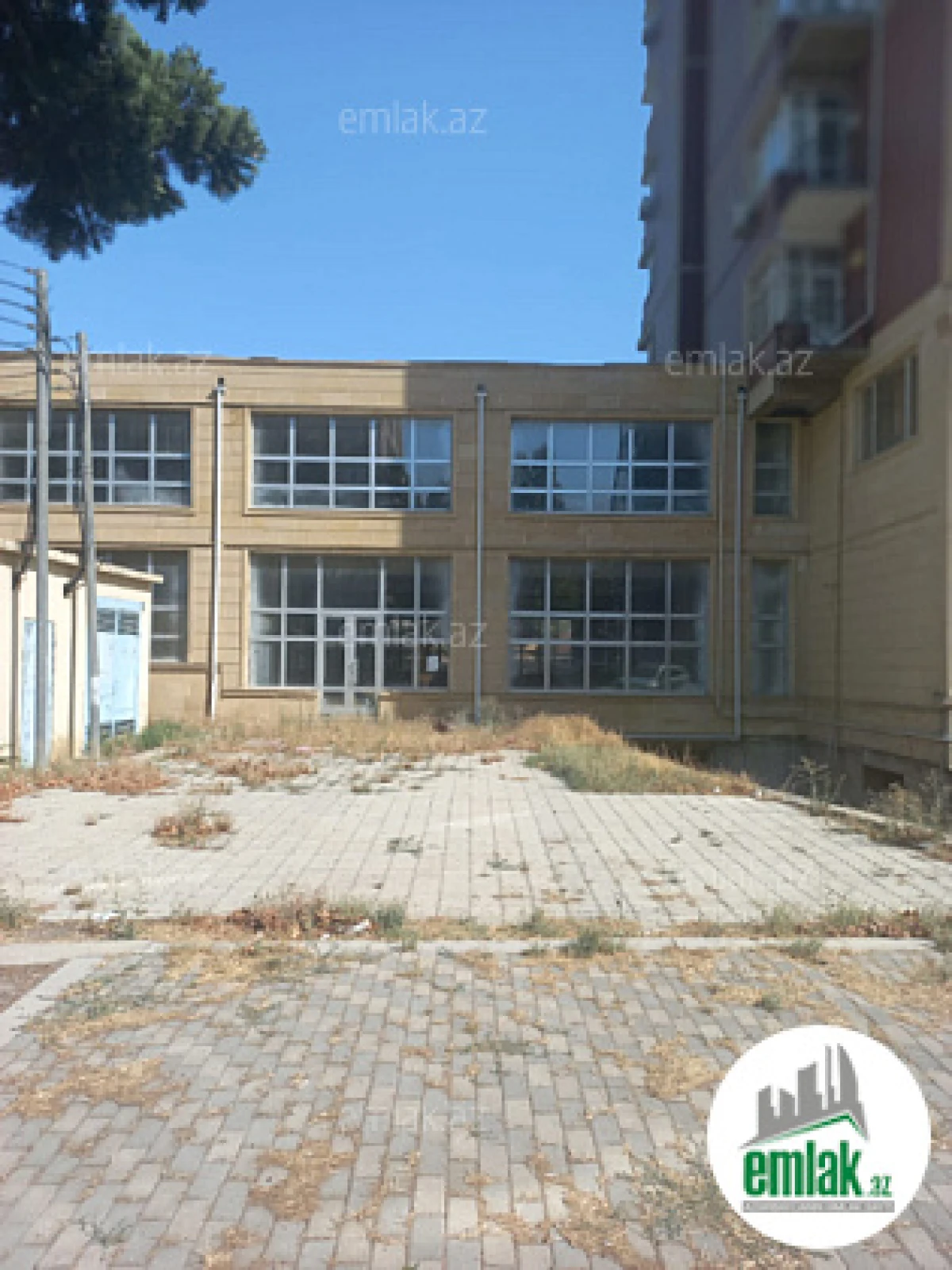 Satılır 1 otaqlı obyekt 2000 m²