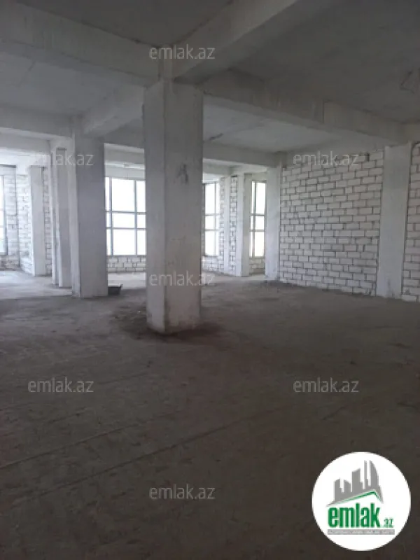 Satılır 1 otaqlı obyekt 2000 m²